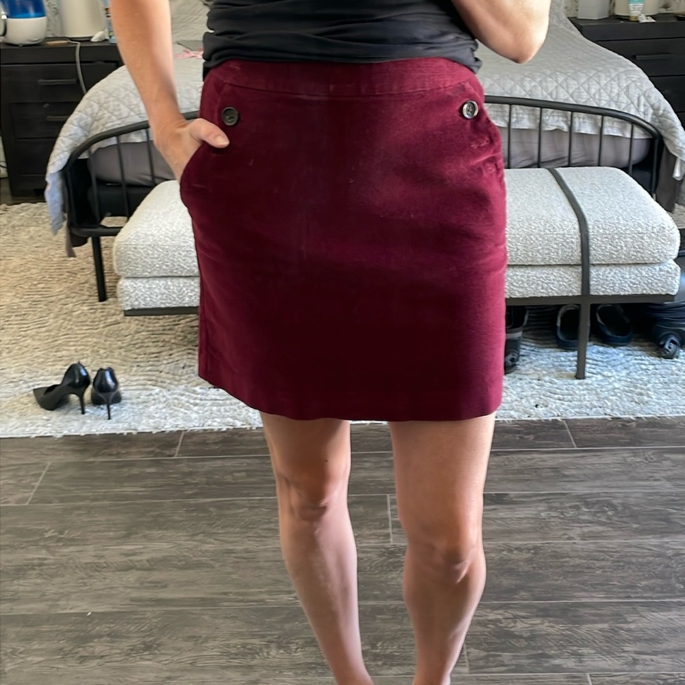Banana republic corduroy skirt size S